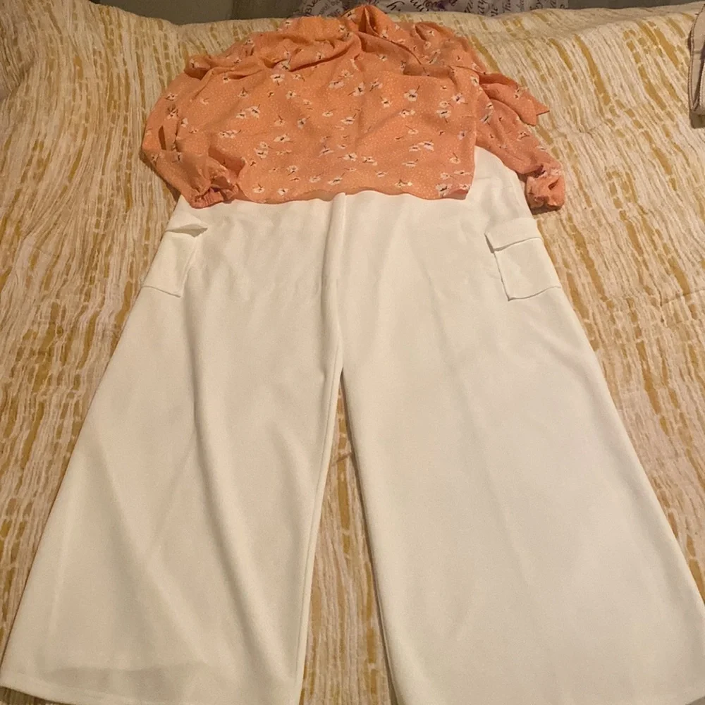 White, Venus, cargo slacks. - Picture 3 of 7